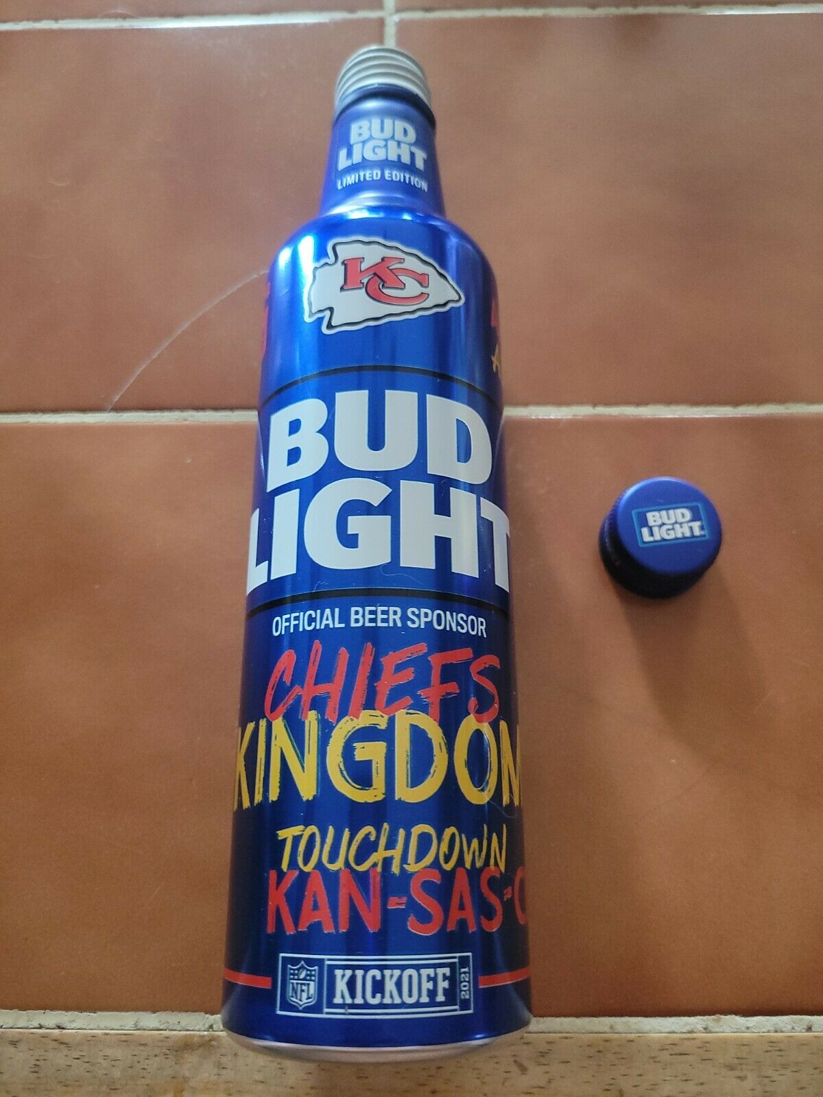 2021 Nfl Kansas City Chiefs Kingdom Bud Light 16oz Aluminum Beer Bottle #503810