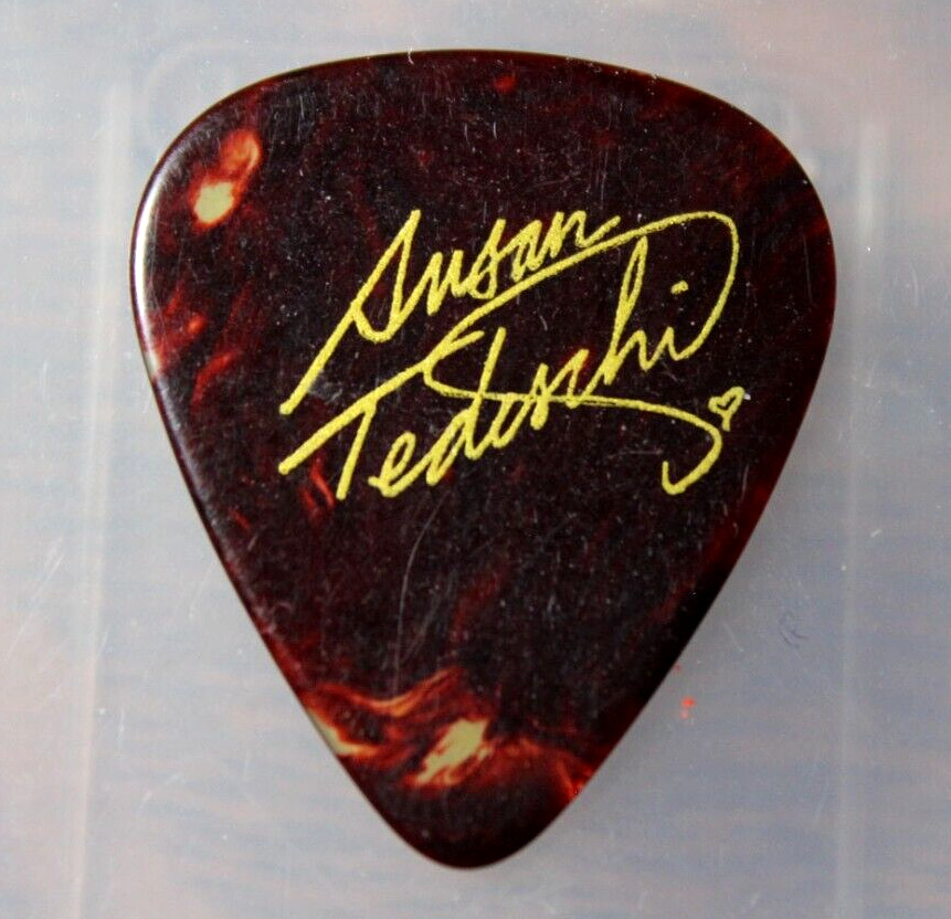 Tedeschi Trucks Band ~ Susan Tedeschi Tour Guitar Pick ~ Stage Tosser ~ Fender
