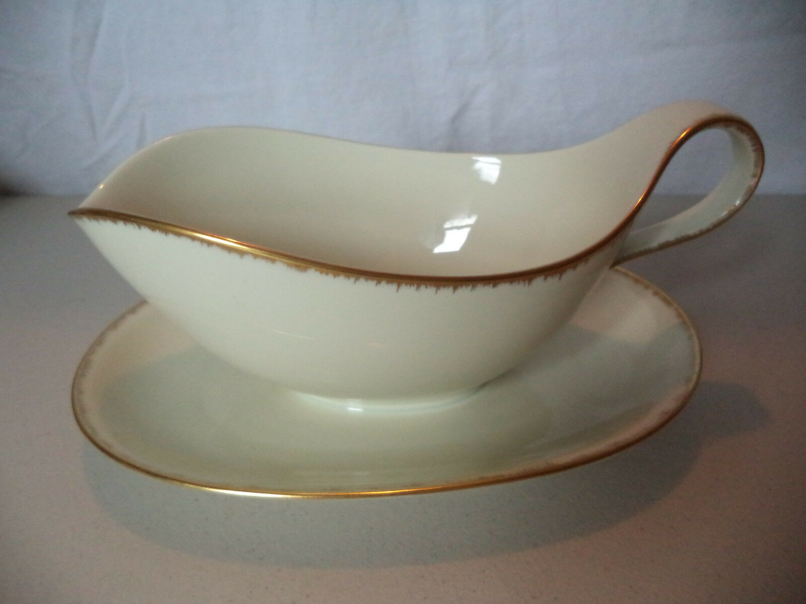 Vintage Mid Century Heinrich Feathered Gold Gilt Ivory Coupe Gravy Salsa Boat!